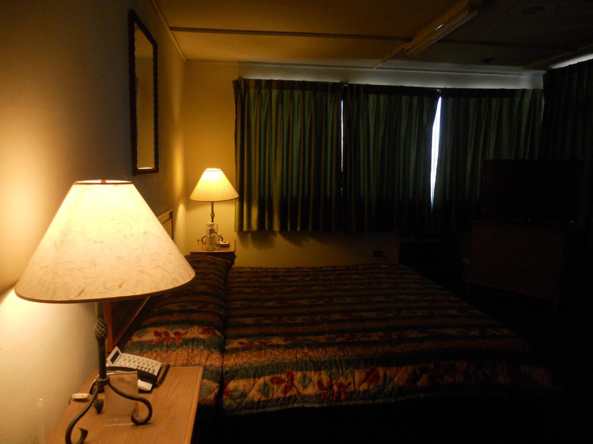 Hotel Mediterraneo Plaza 3*