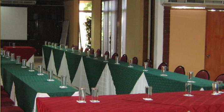 Mediterraneo Plaza 3* San Salvador